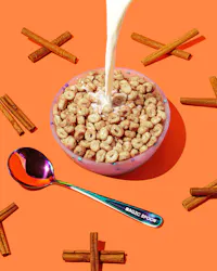 Magic Spoon Cinnamon Roll Lifestyle Image